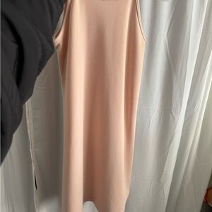 Elegant Peach Sleeveless Dress